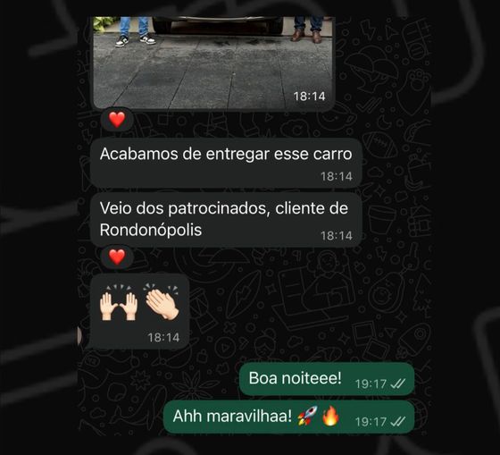 Mais um carro entregue pelo patrocinado — conversa de cliente da Raio7 no WhatsApp